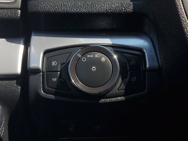 Used 2018 Ford Explorer Limited w/ Equipment Group 301A FWD image 34