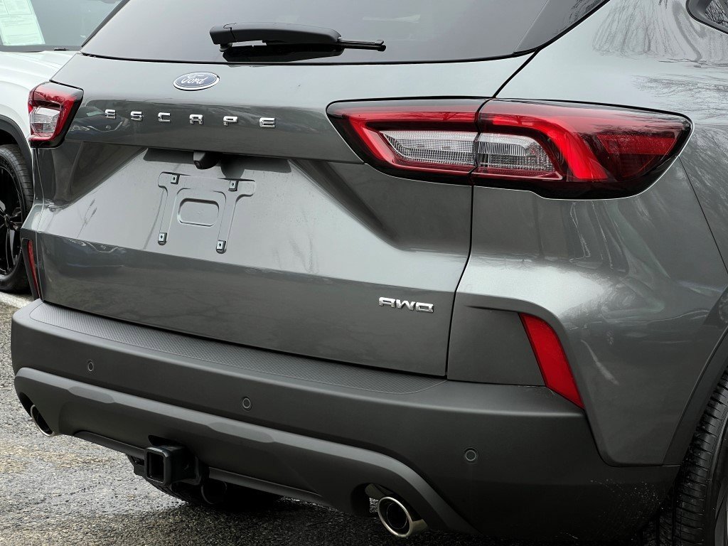 Used 2025 Ford Escape ST-Line Select w/ Tech Pack #2 image 6