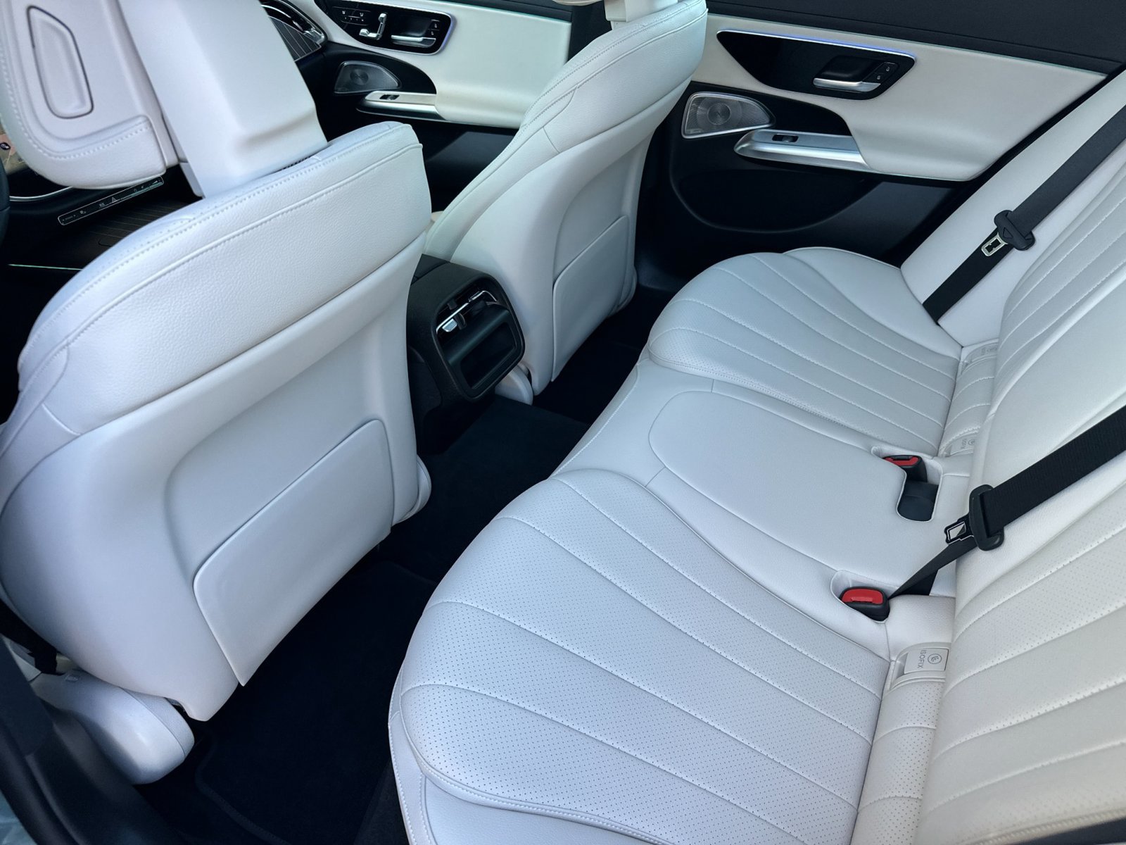 Certified 2024 Mercedes-Benz E 350 4MATIC Sedan image 13