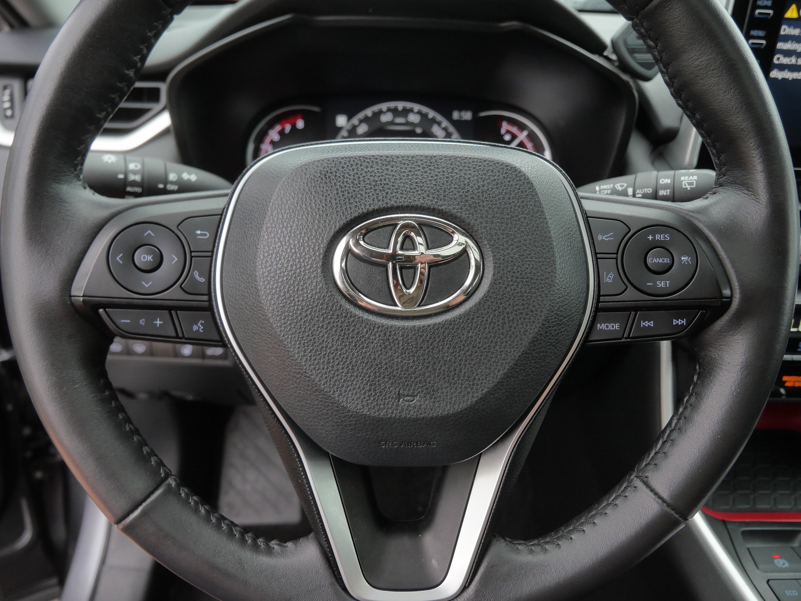 Used 2020 Toyota RAV4 TRD Off-Road w/ TRD Off-Road Weather Package AWD/4WD image 26
