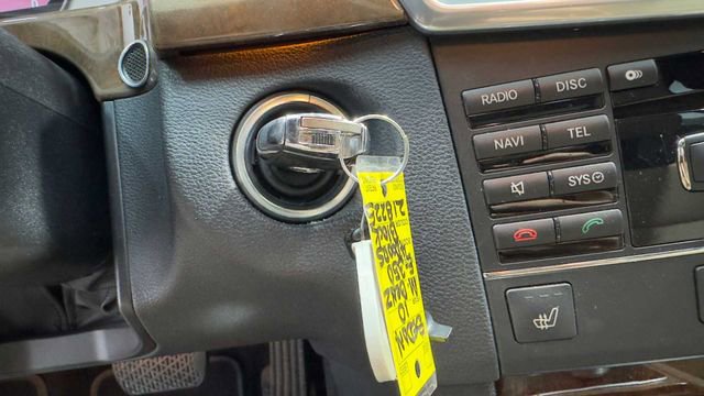 Used 2010 Mercedes-Benz E 350 Sedan image 25