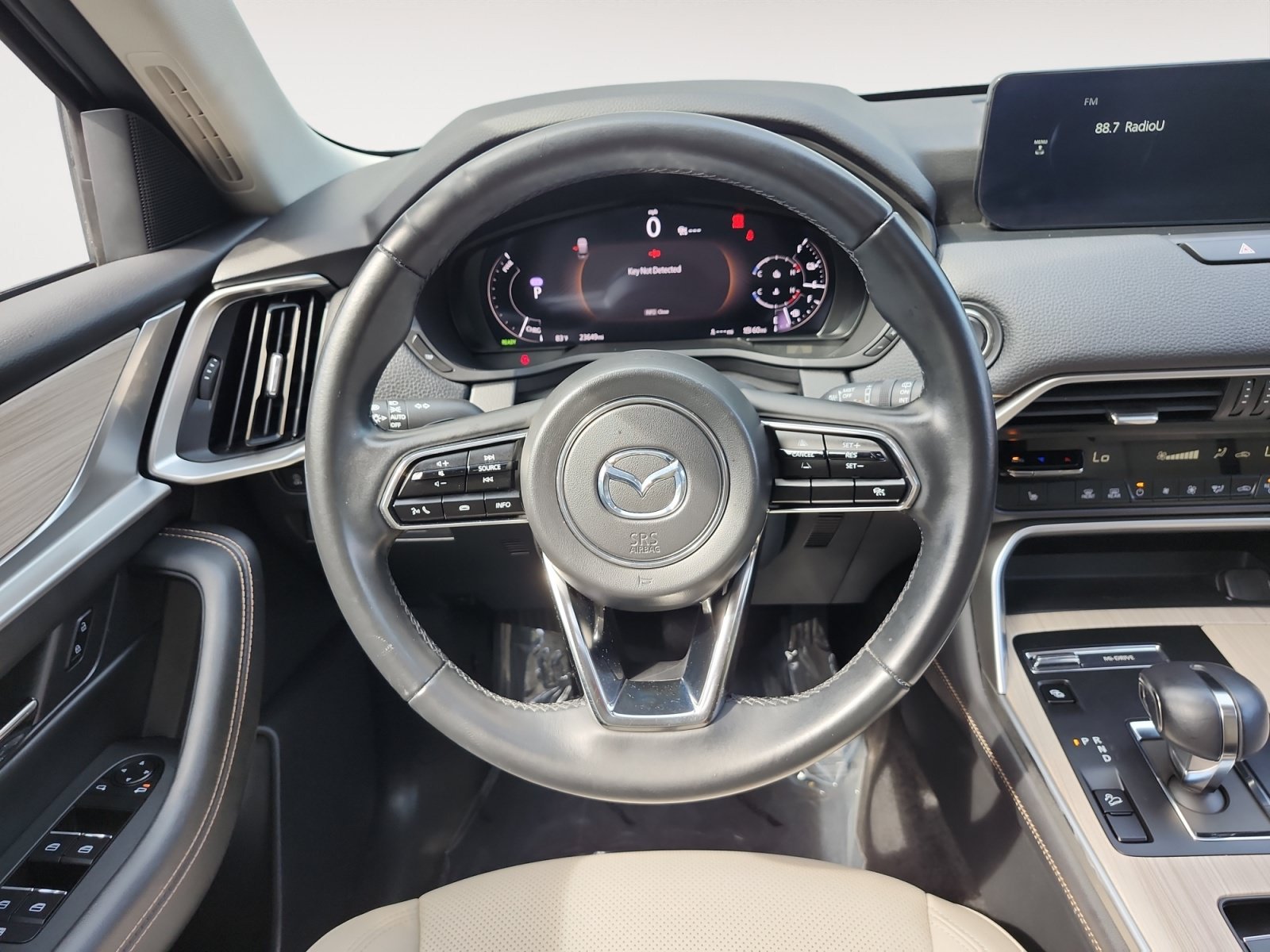 Used 2024 MAZDA CX-90 Plug-In Hybrid w/ Preferred AWD/4WD image 12