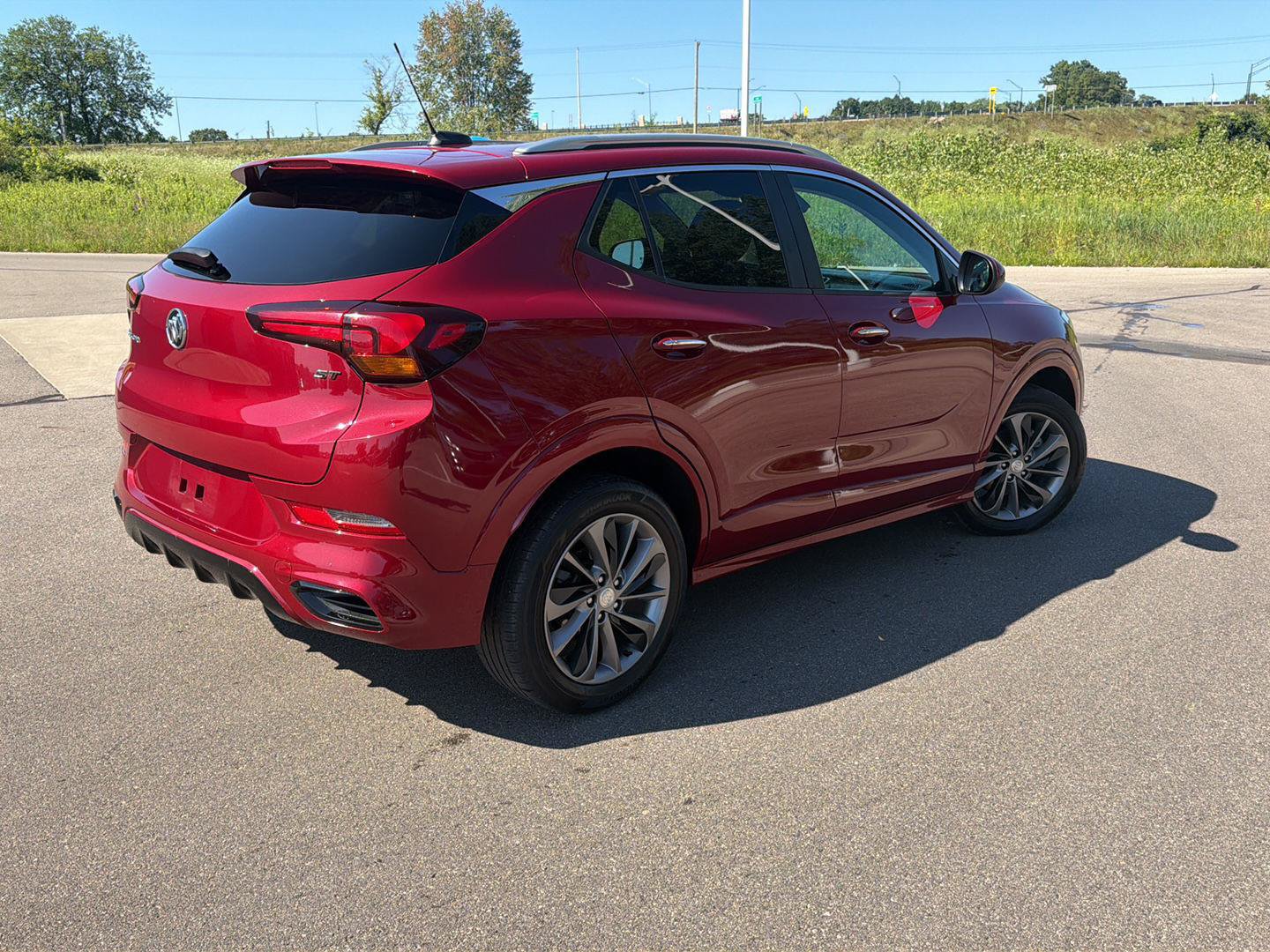 Used 2021 Buick Encore GX Select w/ Sport Touring Package FWD image 7