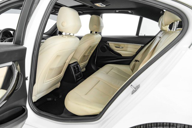 Used 2018 BMW 330e image 39