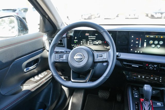 New 2026 Nissan Kicks SR image 16