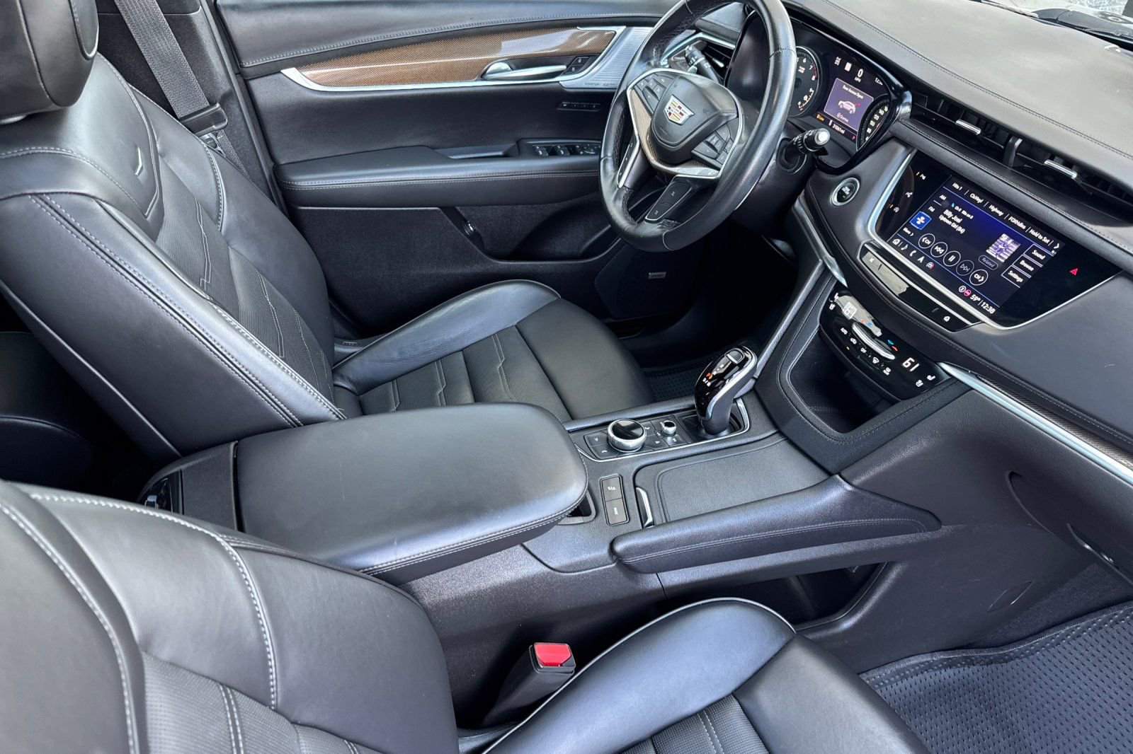 Used 2023 Cadillac XT5 Sportv w/ Platinum Package AWD/4WD image 17