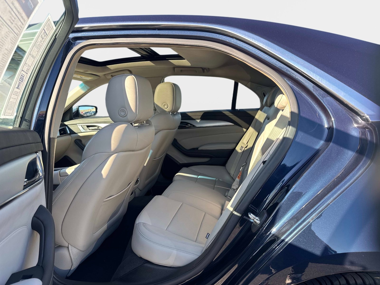 Used 2019 Cadillac CTS Luxury image 23