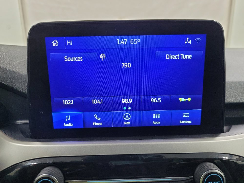 Used 2020 Ford Escape SE image 25