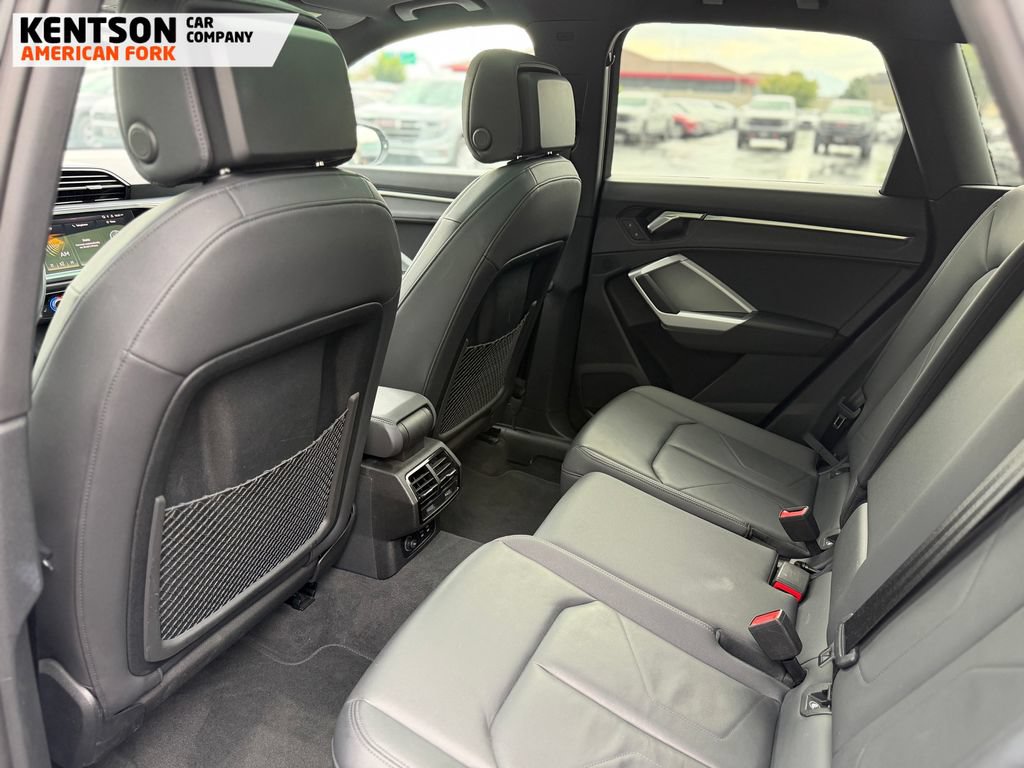 Used 2025 Audi Q3 2.0T Premium AWD/4WD image 32