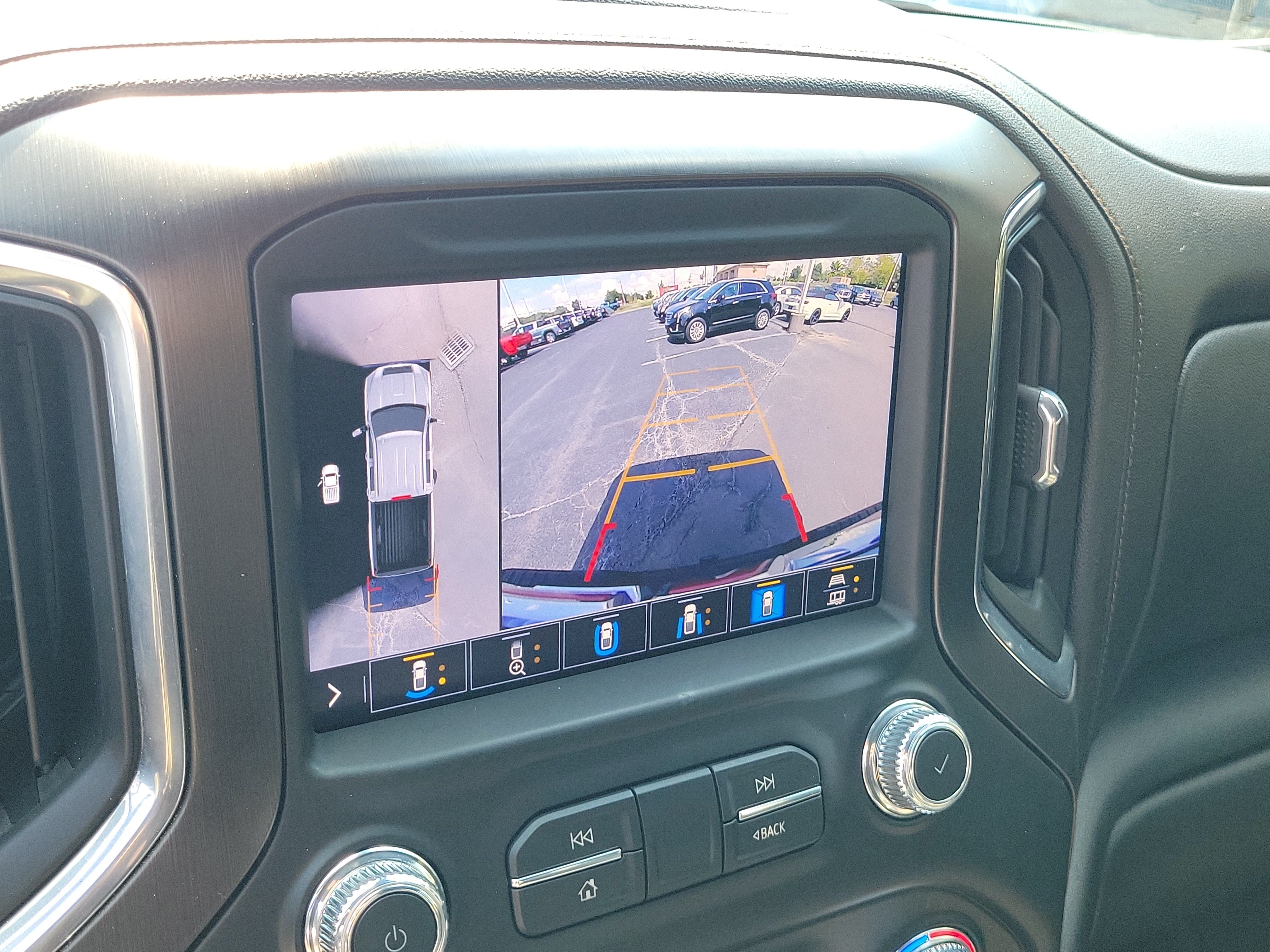 Used 2022 GMC Sierra 2500 AT4 w/ AT4 Premium Plus Package AWD/4WD image 26