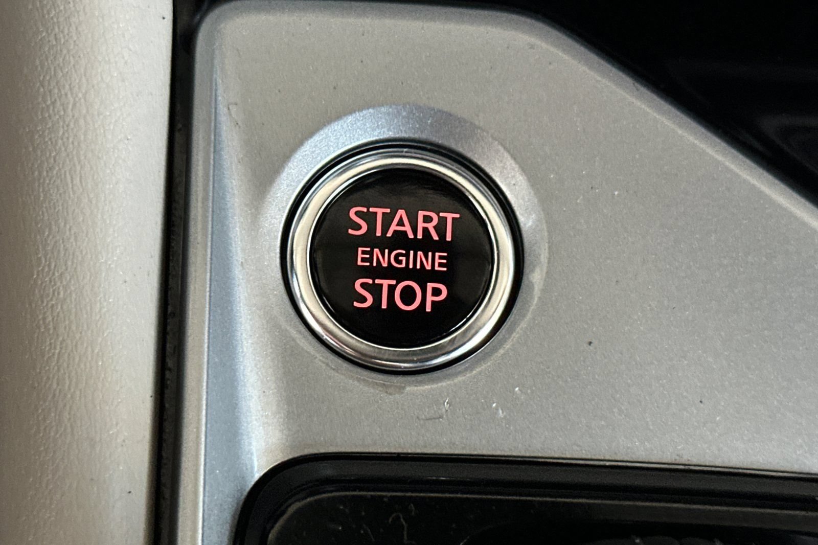 Used 2024 Nissan Altima 2.5 SL FWD image 23