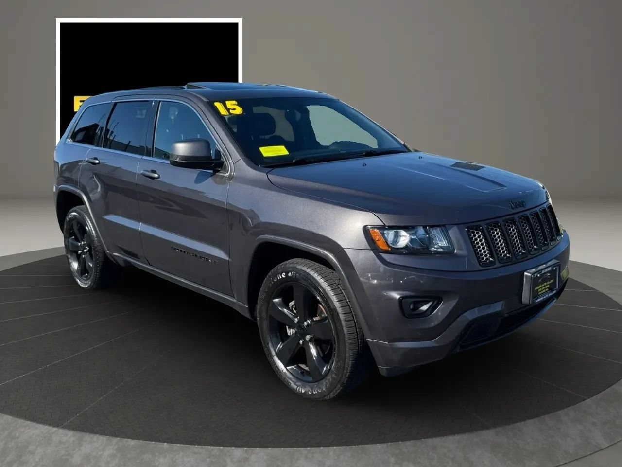 Used 2015 Jeep Grand Cherokee Altitude AWD/4WD image 3