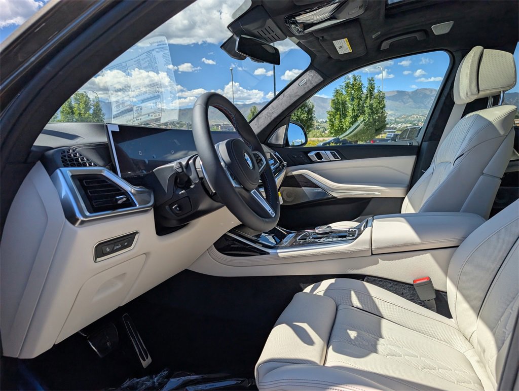 New 2026 BMW X7 M60i image 10
