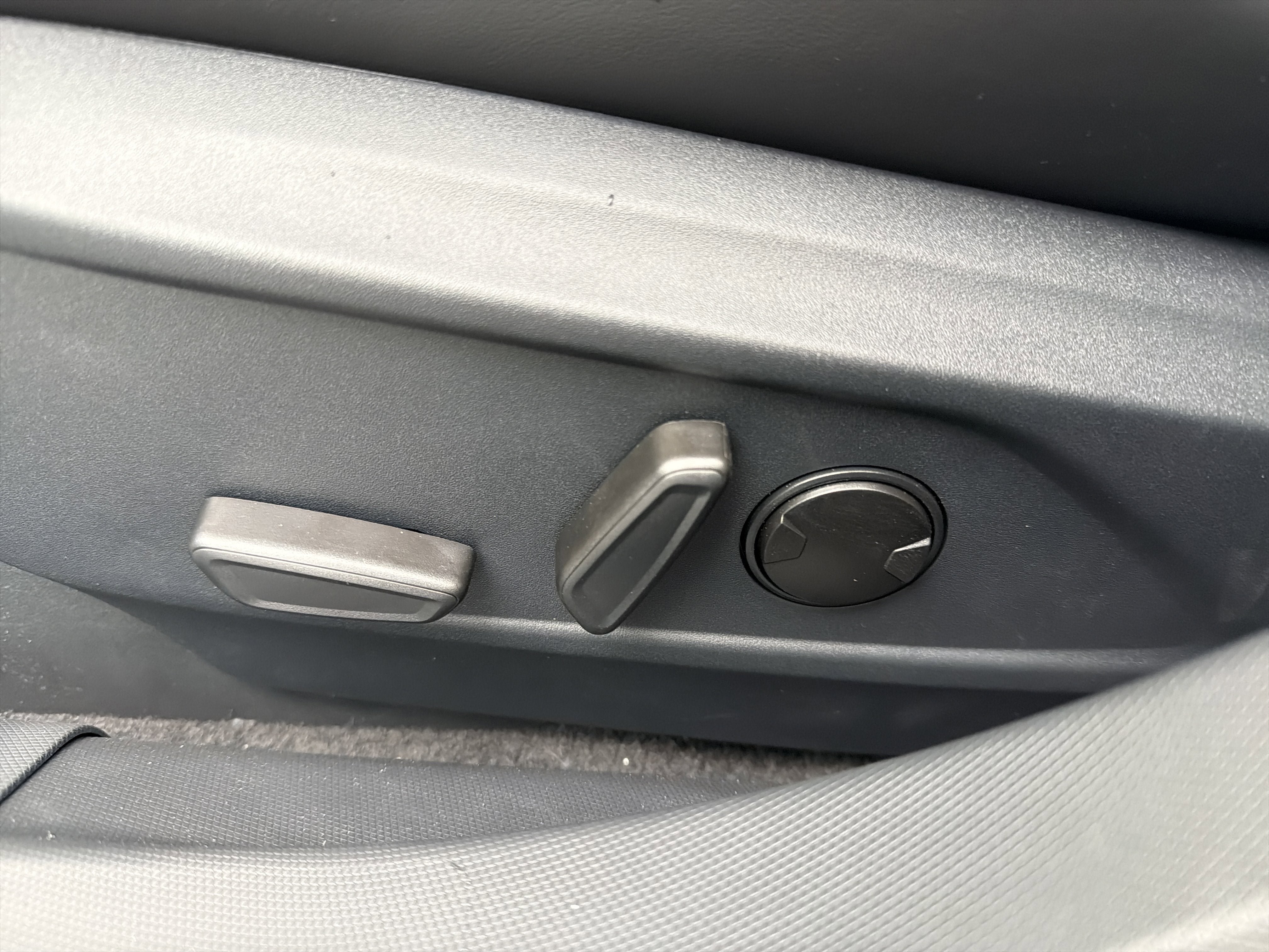 New 2025 Ford Mustang Mach-E Premium AWD/4WD image 11