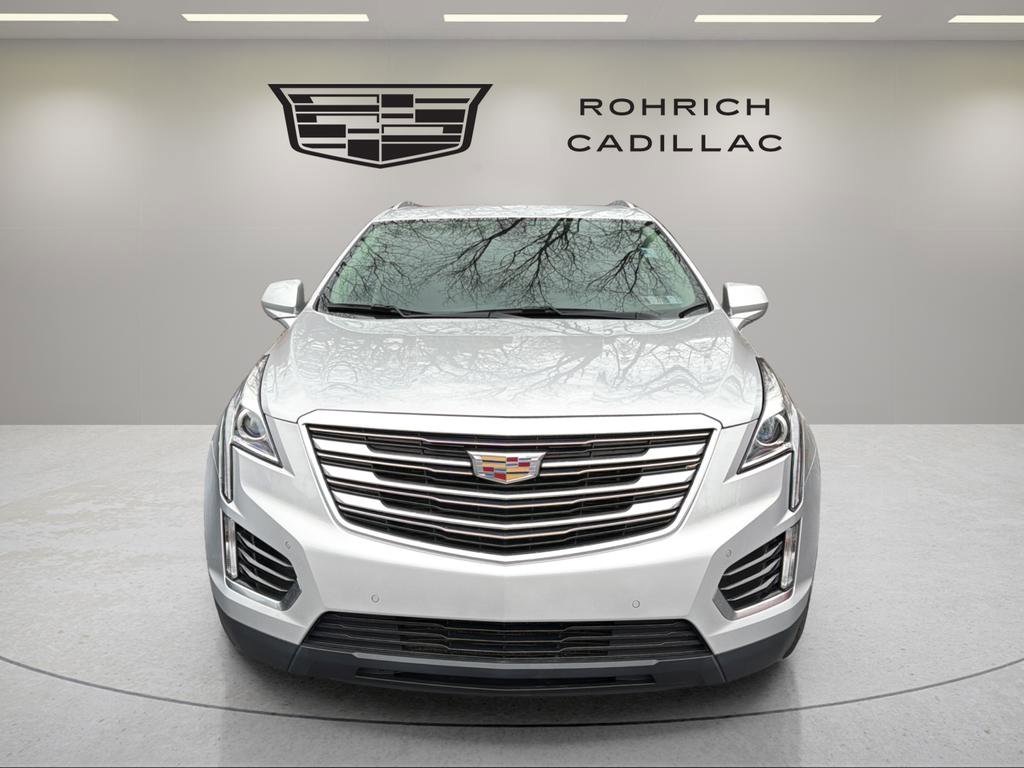 Used 2017 Cadillac XT5 Luxury w/ Driver Awareness Package image 2