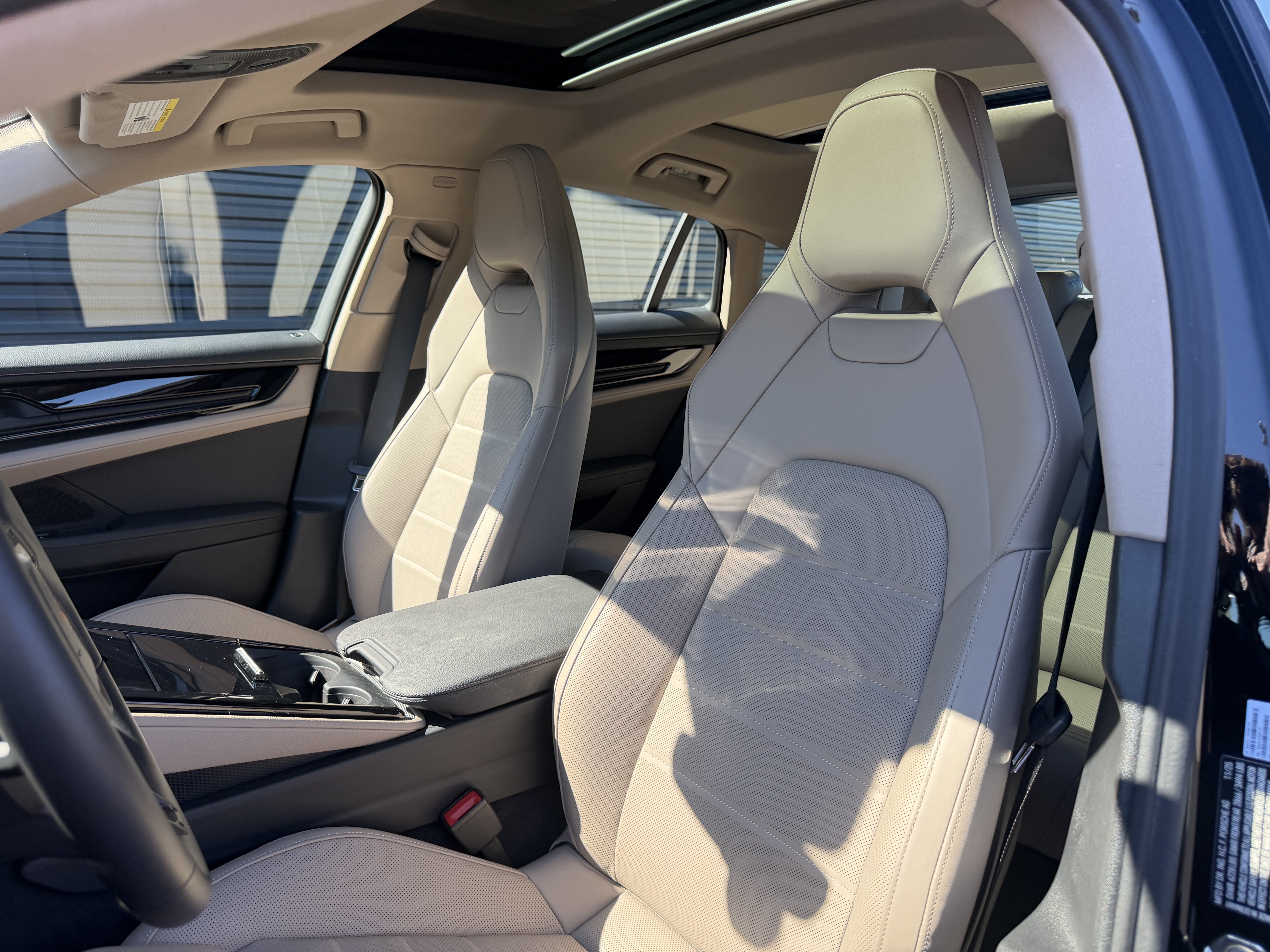 Certified 2026 Porsche Panamera 4 E-Hybrid AWD/4WD image 6
