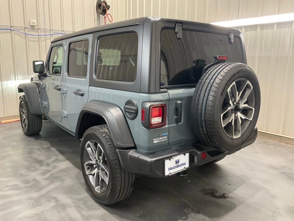 Used 2025 Jeep Wrangler Unlimited Sport S 4xe w/ Convenience Group AWD/4WD image 21