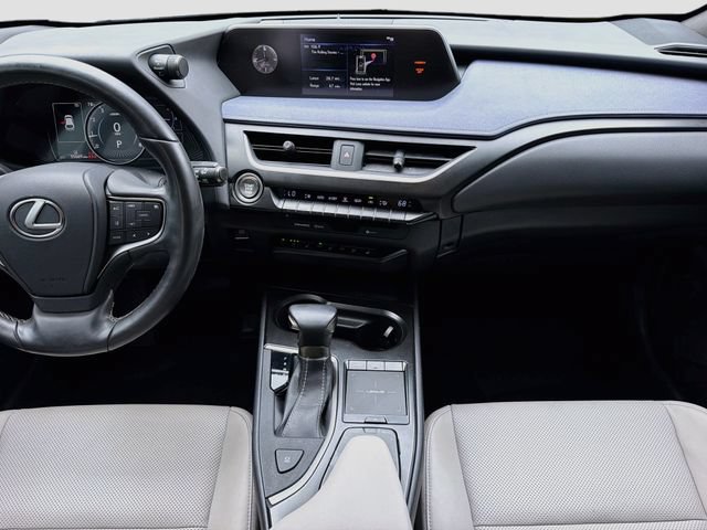 Used 2019 Lexus UX 200 w/ Premium Package FWD image 19