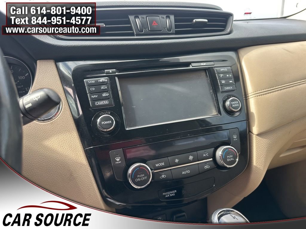 Used 2017 Nissan Rogue SL image 15