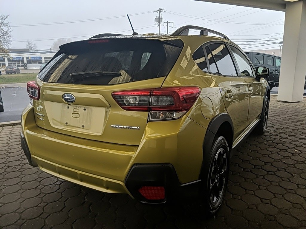Used 2023 Subaru Crosstrek 2.0i image 5