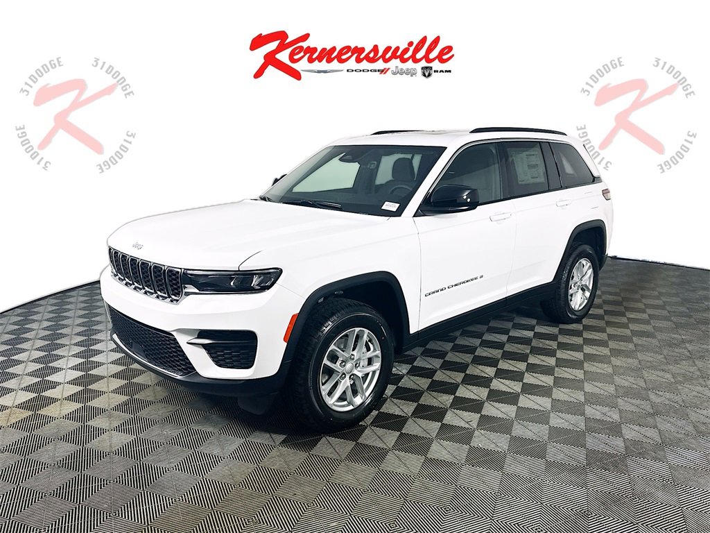 New 2025 Jeep Grand Cherokee Laredo X w/ Luxury Tech Group I image 3