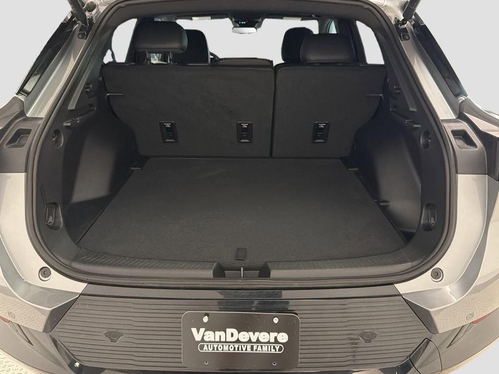 Used 2025 Chevrolet Equinox EV LT FWD image 29