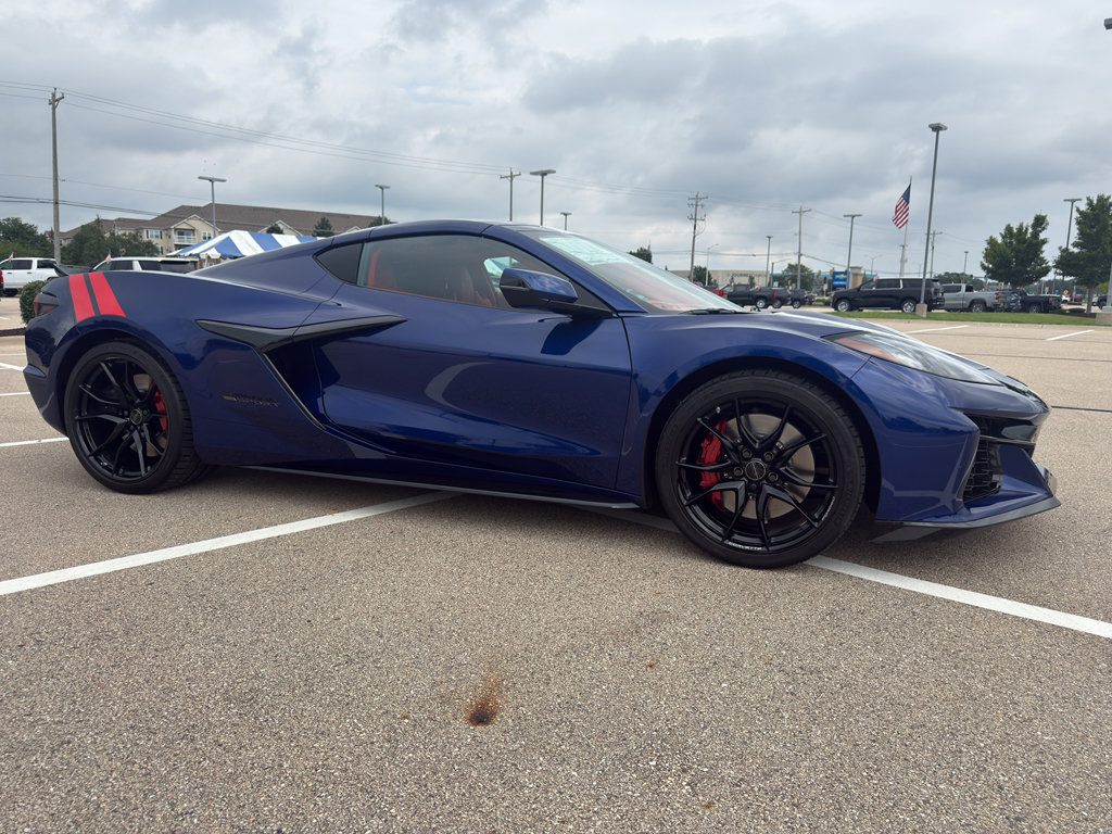 New 2027 Chevrolet Corvette Grand Sport w/ Z52 Sport Performance Package RWD image 10