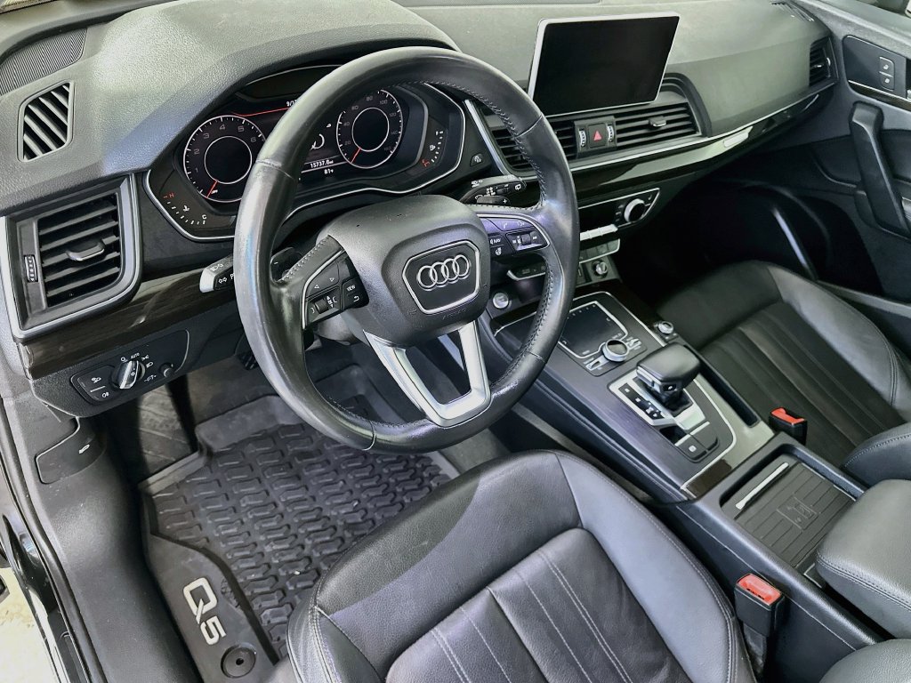 Used 2019 Audi Q5 2.0T Premium Plus w/ Premium Plus Package AWD/4WD image 31