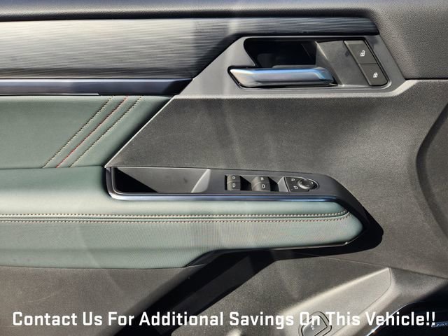 New 2026 GMC Acadia AT4 w/ Luxury Package image 17