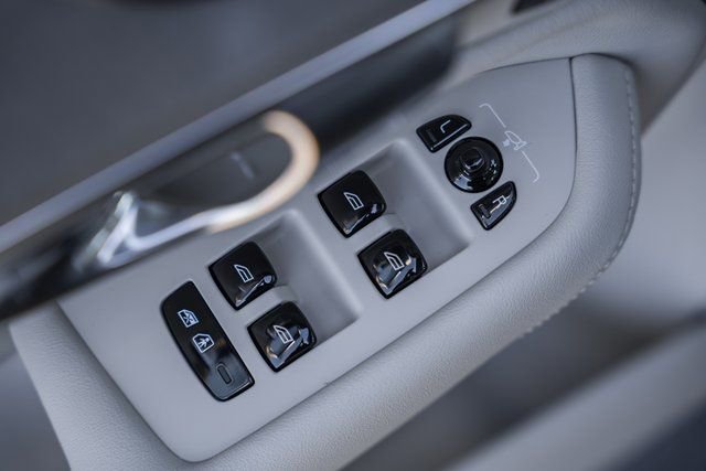 New 2026 Volvo XC90 B6 Ultra w/ Protection Package Premier image 39