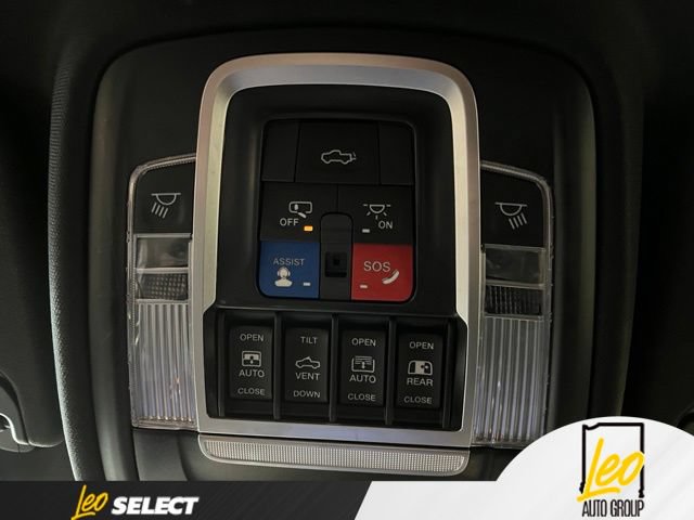 Used 2023 RAM 1500 Laramie AWD/4WD image 10