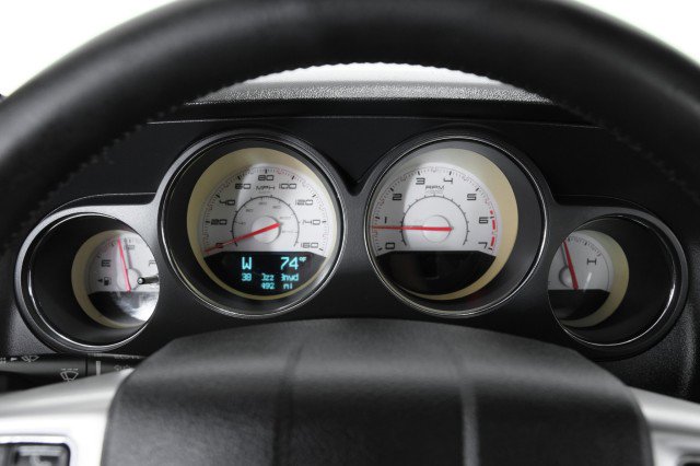 Used 2011 Dodge Challenger R/T RWD image 17