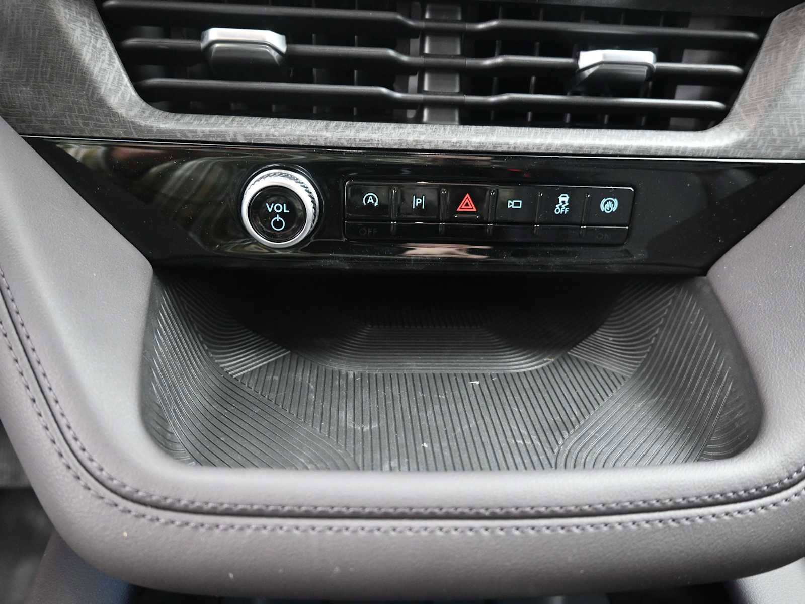 New 2026 Ford Explorer Platinum image 38