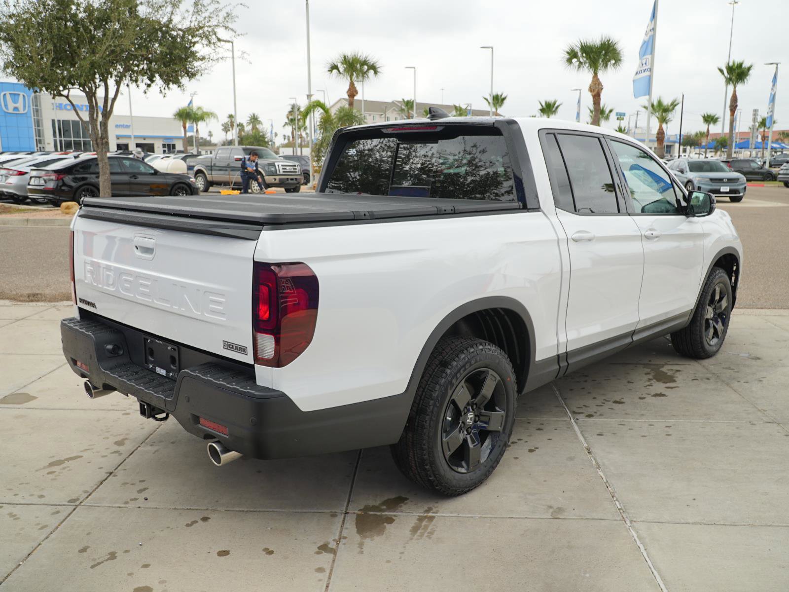 New 2026 Honda Ridgeline Black Edition image 5