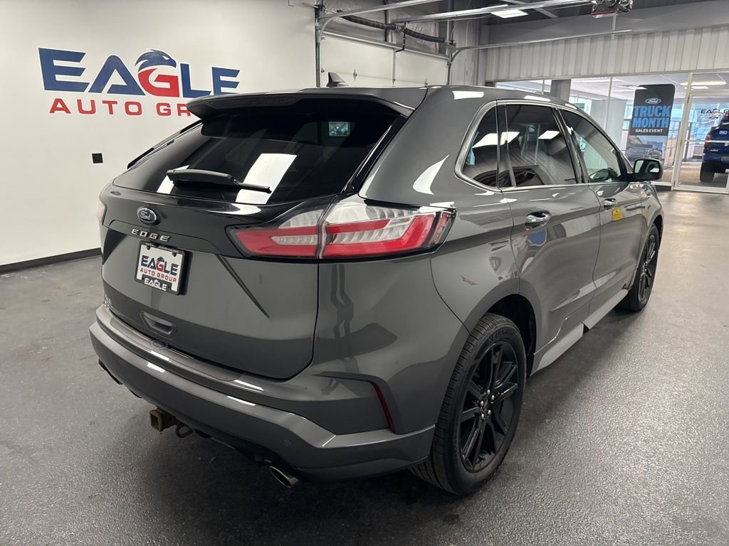 Used 2021 Ford Edge ST-Line w/ Class II Trailer Tow Package AWD/4WD image 11