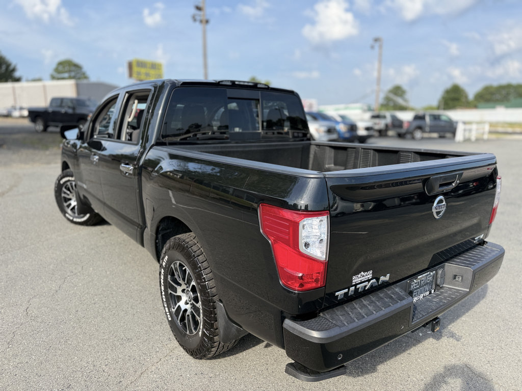 Used 2021 Nissan Titan SV w/ Accessory Utility Package RWD image 17
