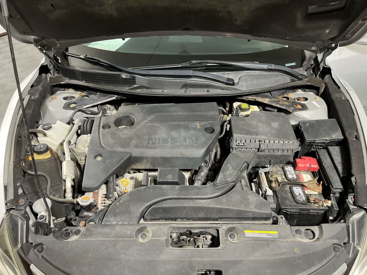 Used 2016 Nissan Altima 2.5 S w/ Power Driver Seat Package FWD image 12
