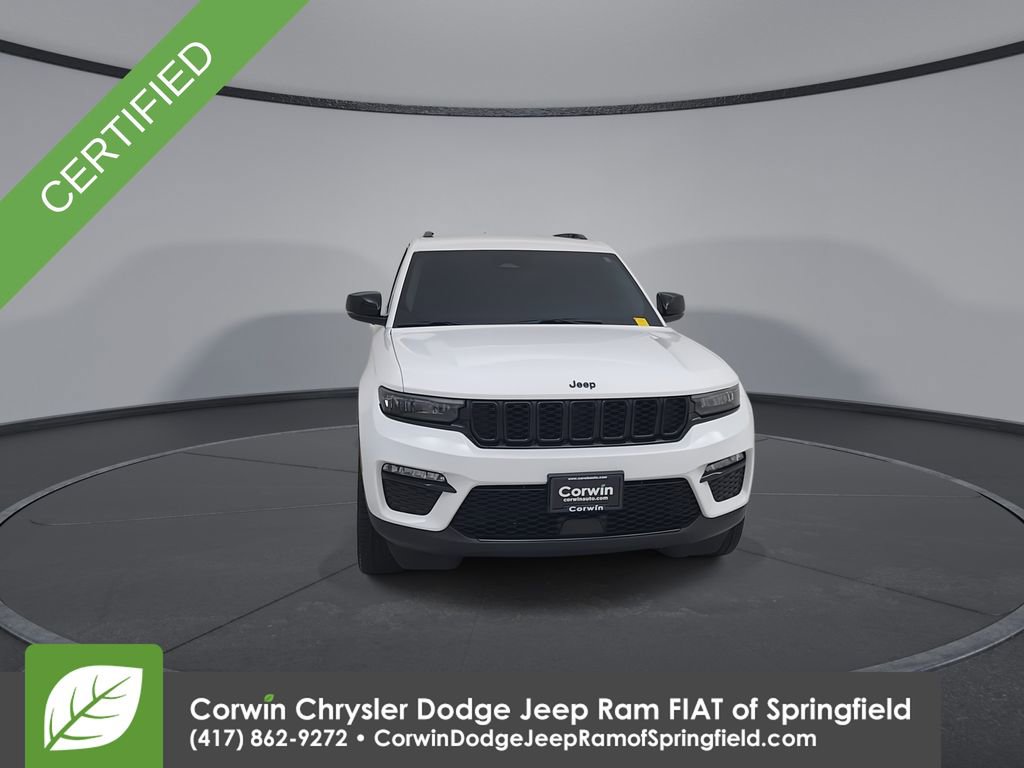 Certified 2023 Jeep Grand Cherokee Limited w/ Black Appearance Package image 4