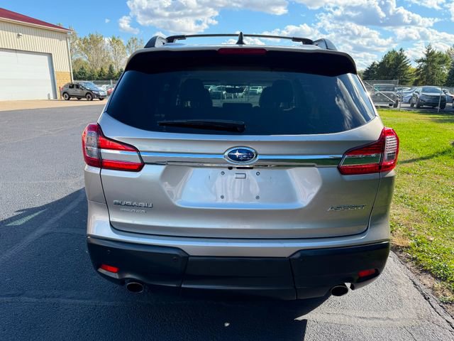 Used 2019 Subaru Ascent Premium image 2