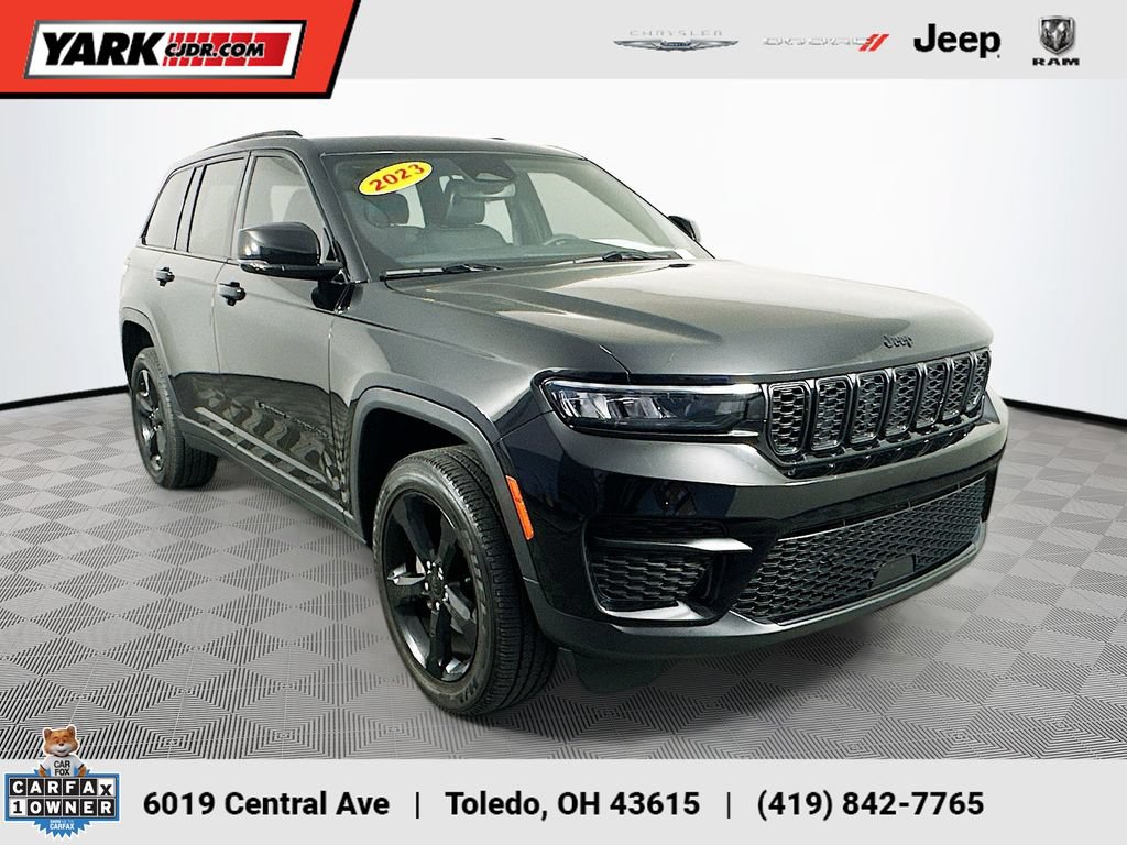 Used 2023 Jeep Grand Cherokee Altitude