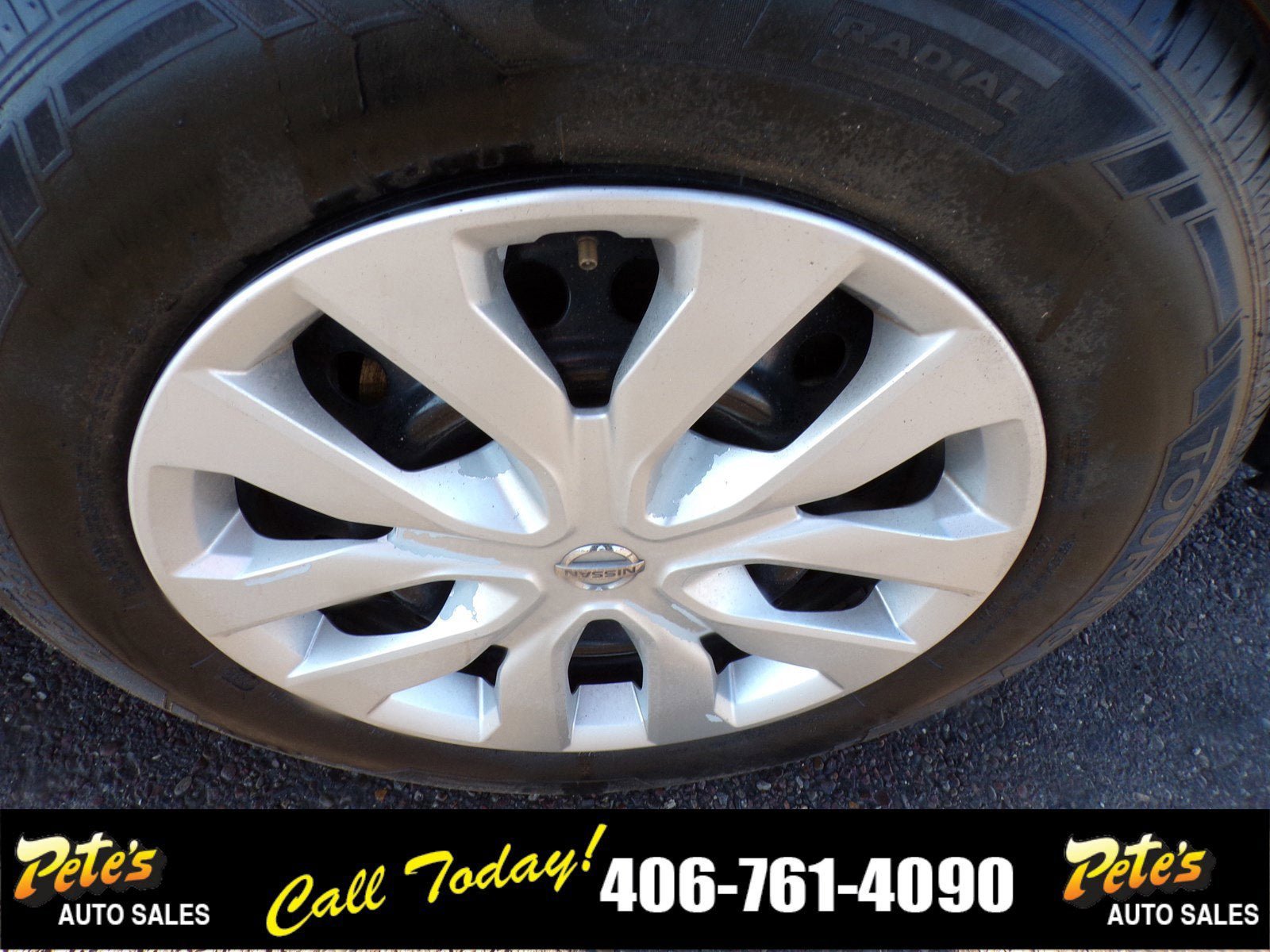 Used 2018 Nissan Rogue S image 10