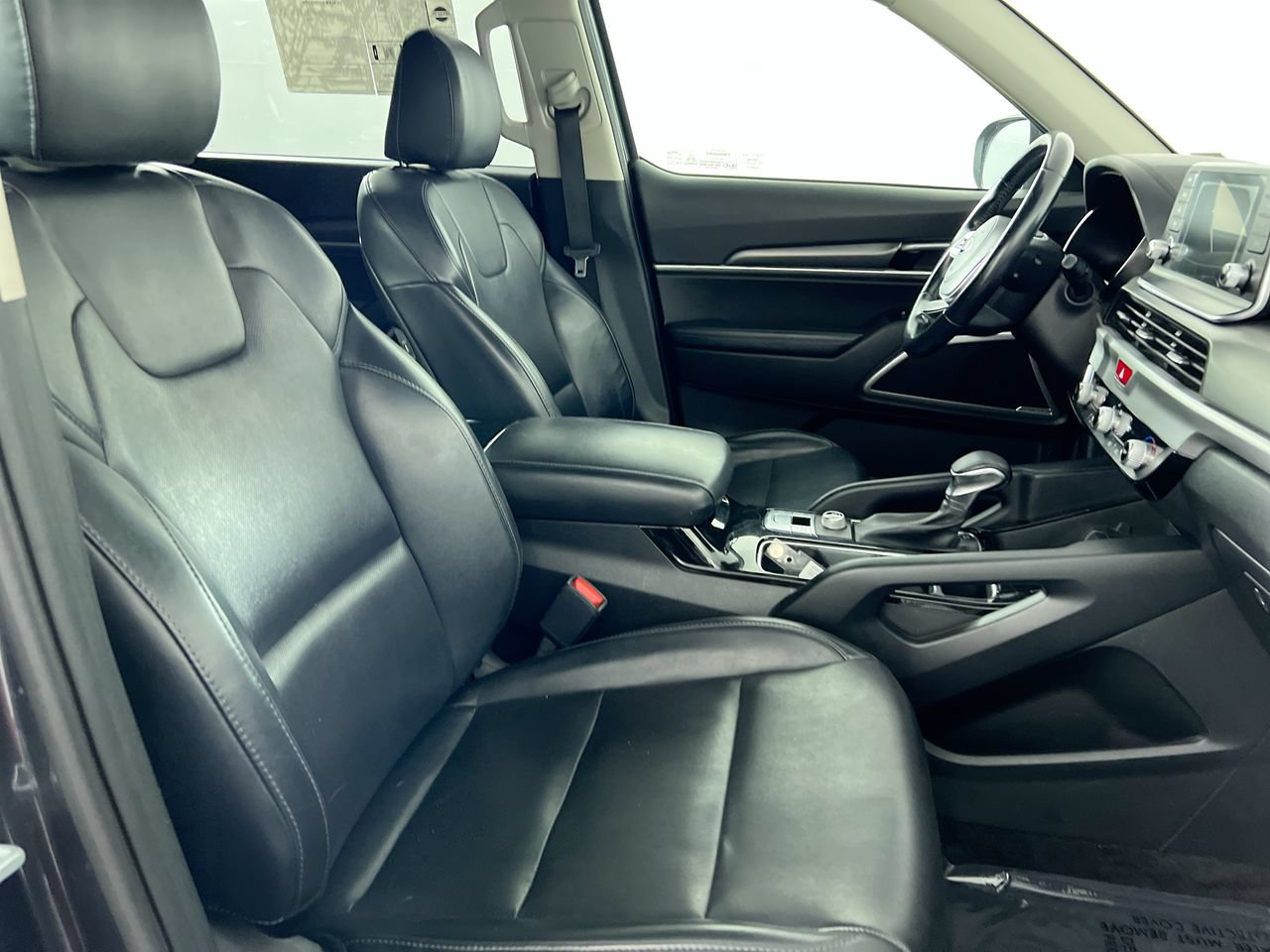 Used 2020 Kia Telluride LX FWD image 24