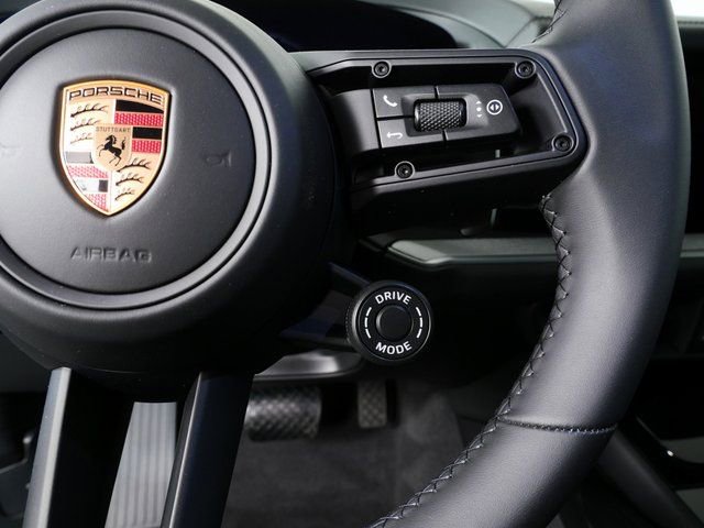 New 2026 Porsche Cayenne Coupe image 11