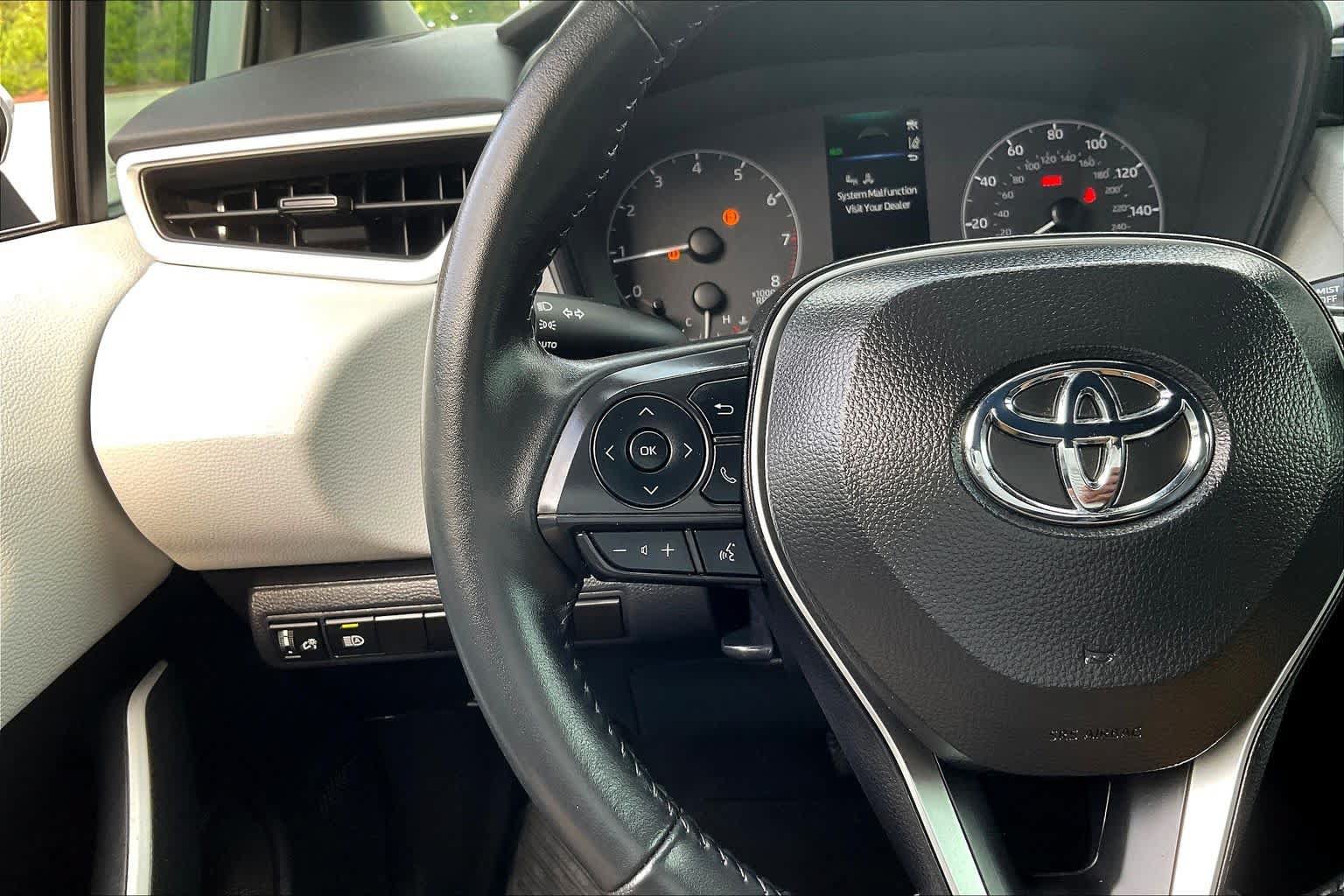 Used 2024 Toyota Corolla SE w/ SE Premium Package FWD image 21