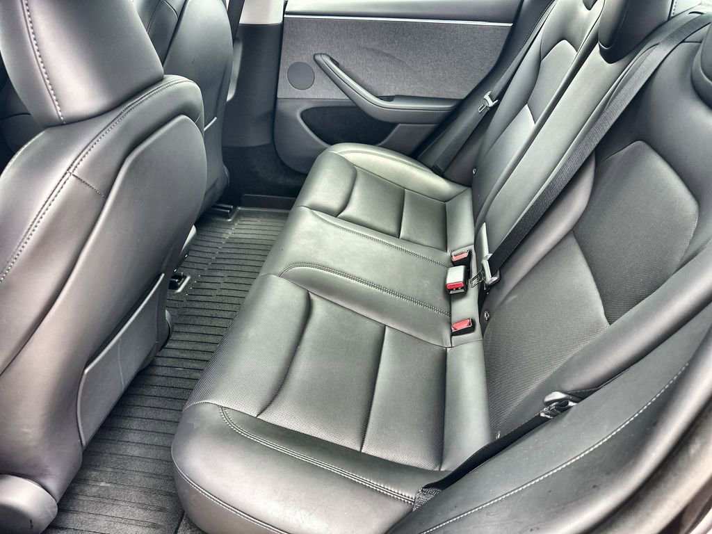 Used 2024 Tesla Model 3 Standard Range RWD image 16