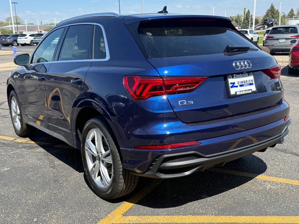 Used 2023 Audi Q3 2.0T Premium Plus w/ Premium Plus Package AWD/4WD image 6