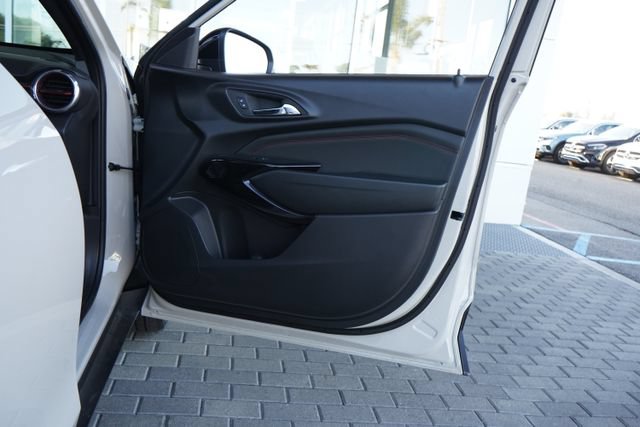 Used 2026 Chevrolet Trax RS w/ Sunroof Package FWD image 15