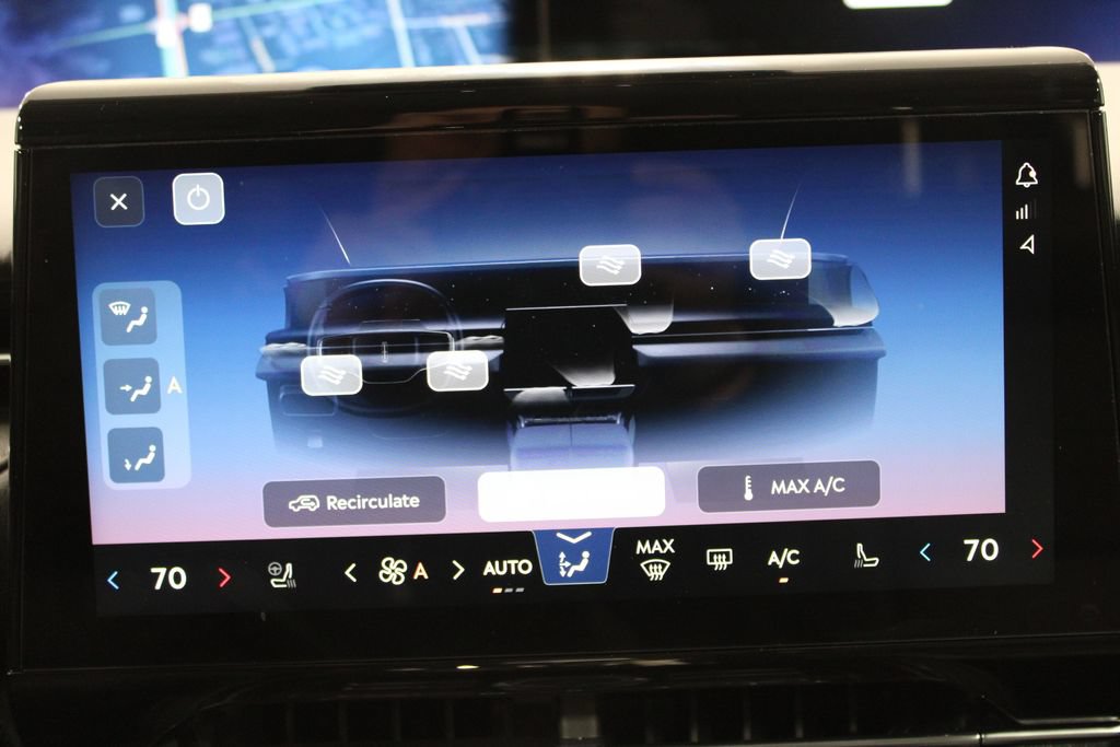 New 2026 Lincoln Nautilus Premier AWD/4WD image 46