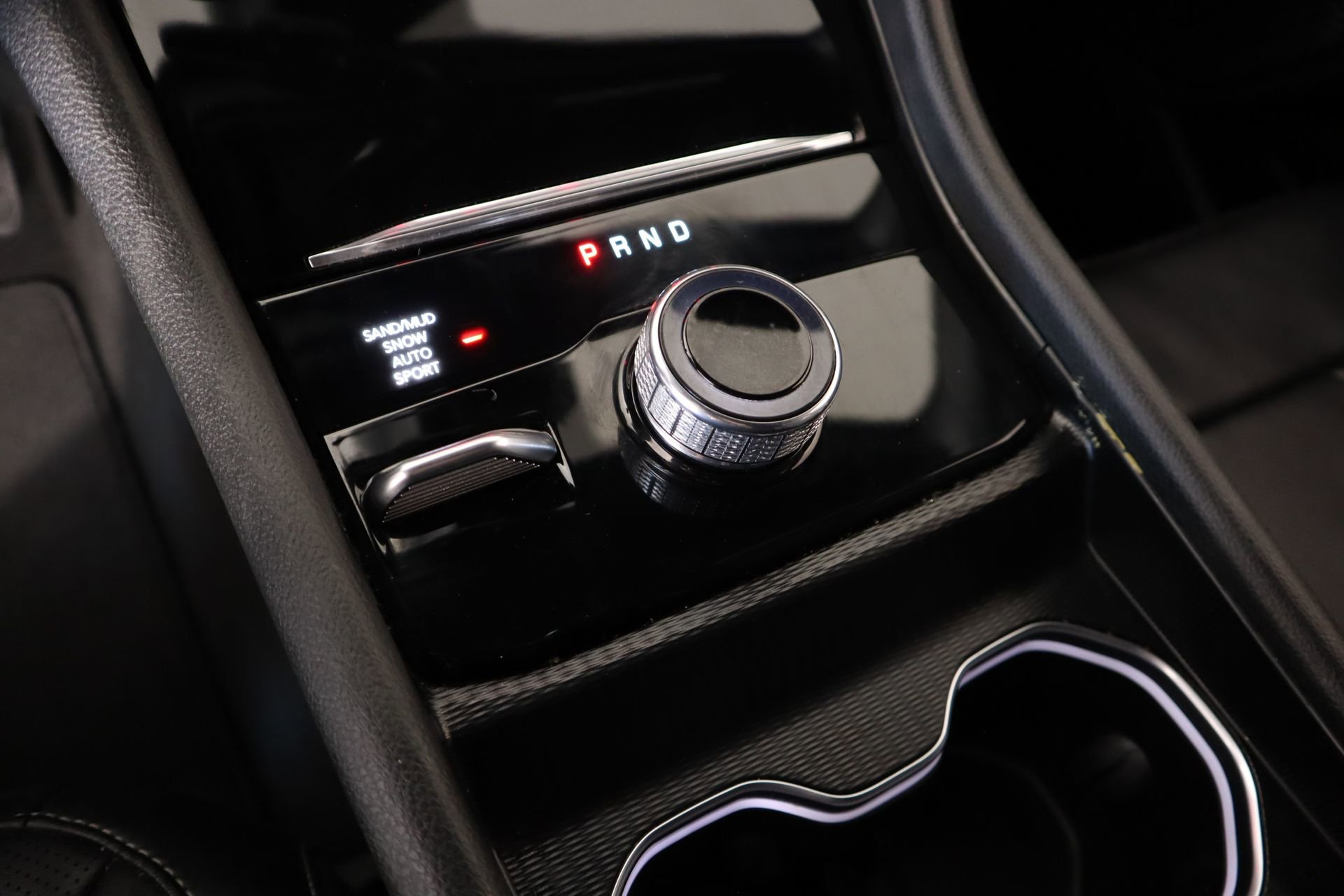 Used 2024 Jeep Grand Cherokee L Limited w/ Luxury Tech Group II image 9