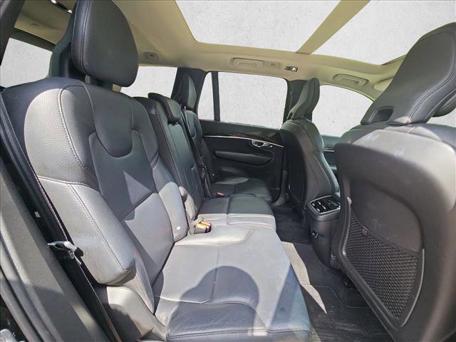 Used 2019 Volvo XC90 T5 Momentum w/ Protection Package Premier image 18
